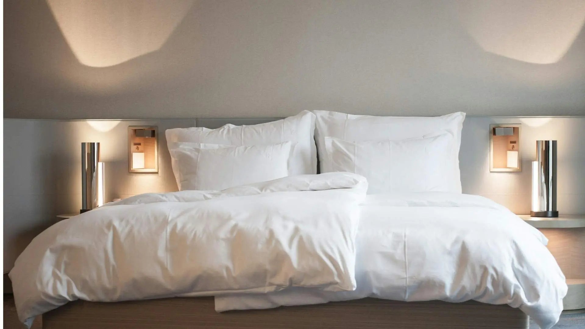 Organic Bedding with 2 pillows