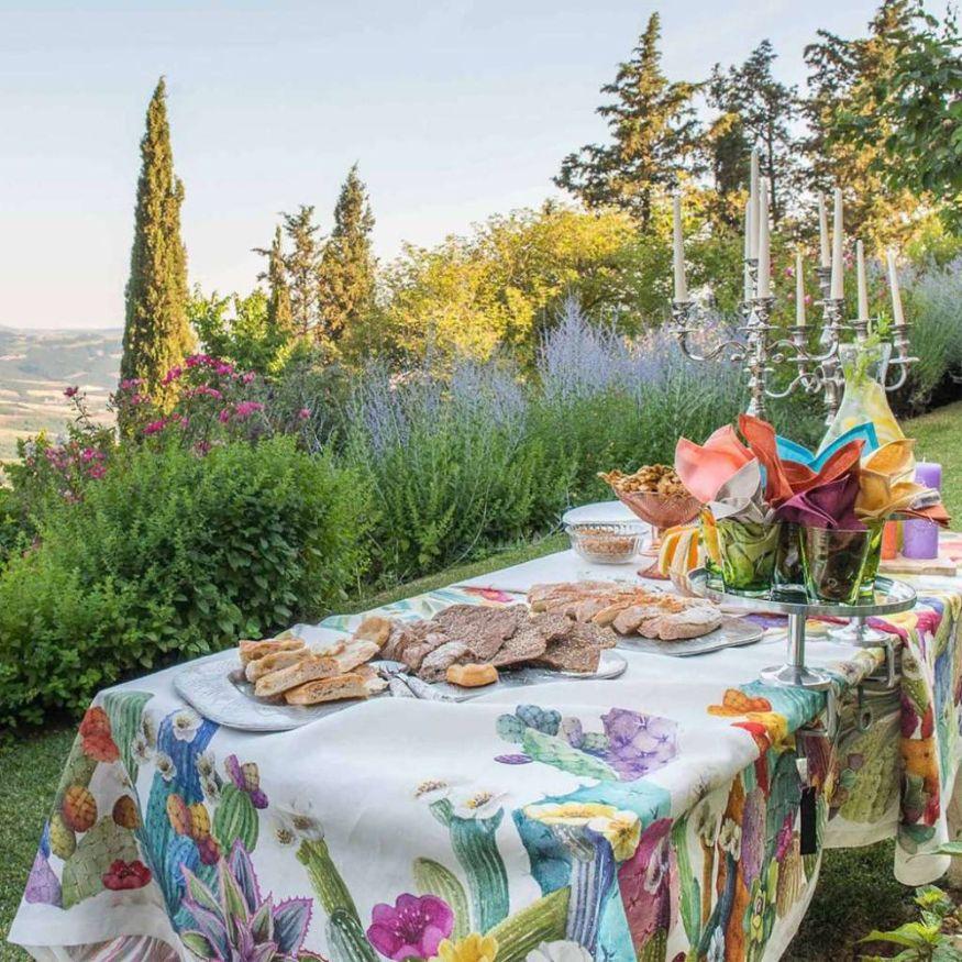 Kactus Table Runner by Tessitura - Raia